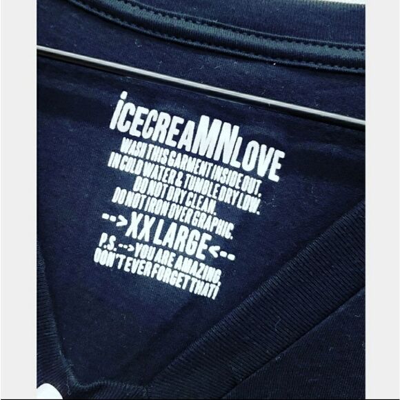 NWOT "Merry & Bright" Women's T-Shirt Sz XXL - Picture 3 of 4